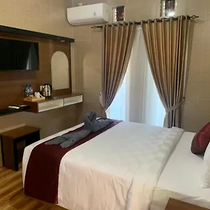 Tirtasuci House 여관